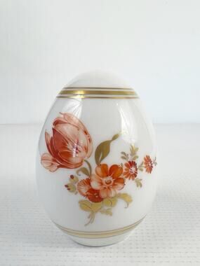Vintage KPM Germany Limited Edition Painted Porcelain Egg #161 3.5” x 2.5” 1972